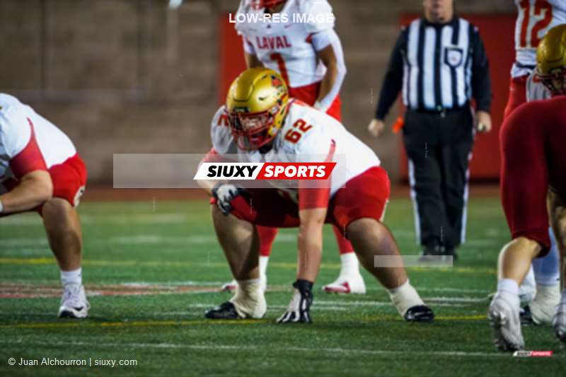  Université McGill - Université Laval - Football - RSEQ 2025 - Football - McGill vs Laval (#RSEQ25FMCGL10) Photo by: Juan Alchourron | Siuxy Sports 2025-10-10