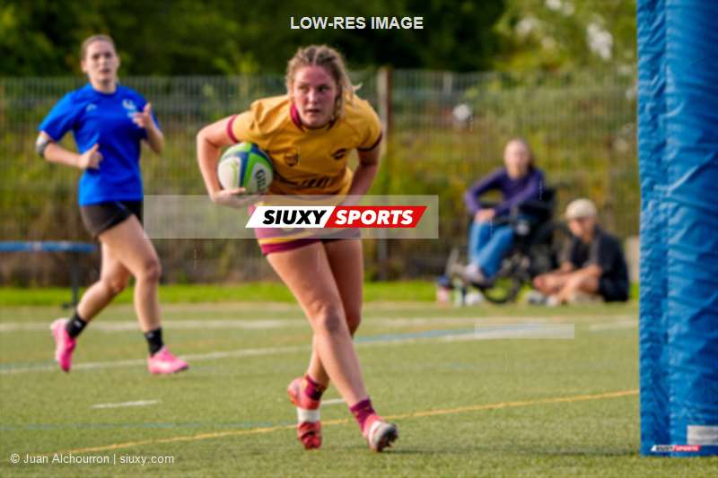 Sarah MONTMINY -  Université de Montréal - Université Concordia - Rugby - RSEQ 2025 - Rugby F - U. de Montréal vs U. Concordia - 2nd half (#RSEQ25RFMC29) Photo by: Juan Alchourron | Siuxy Sports 2025-09-27