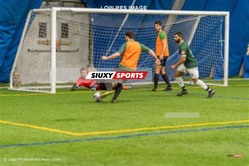 QSL - CS Pointe St-Charles (5) vs (3) South Side FC