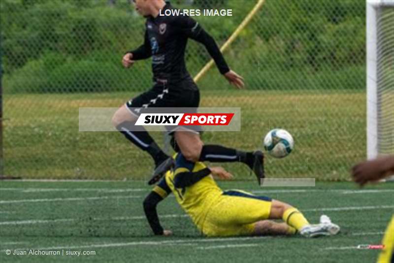 PLSQ - A.S. de Laval (3) vs (1) CS Longueuil