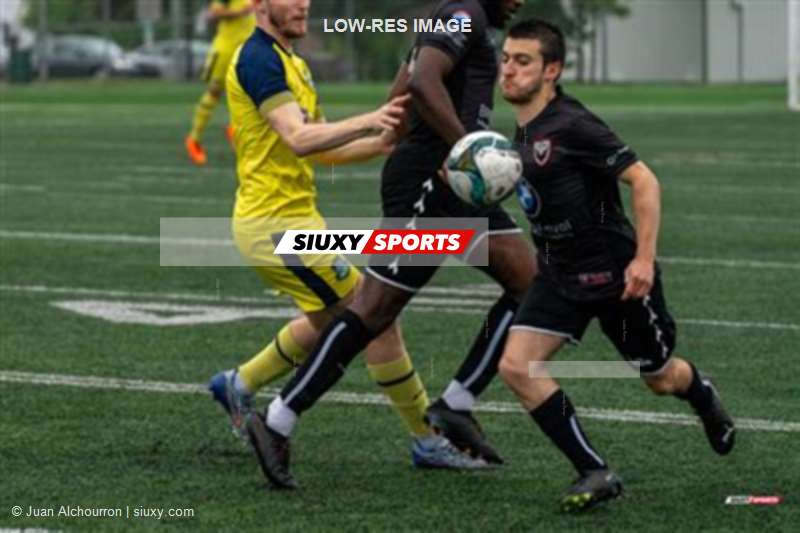 PLSQ - A.S. de Laval (3) vs (1) CS Longueuil