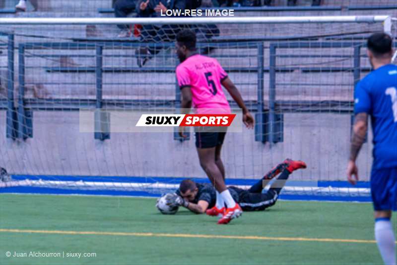  Olimpia - All-Stars - Soccer - LPC 2023 - Olimpia vs All-Stars Foot (1st half) (#LPC23OLIASF112) Photo by: Juan Alchourron | Siuxy Sports 2023-12-30