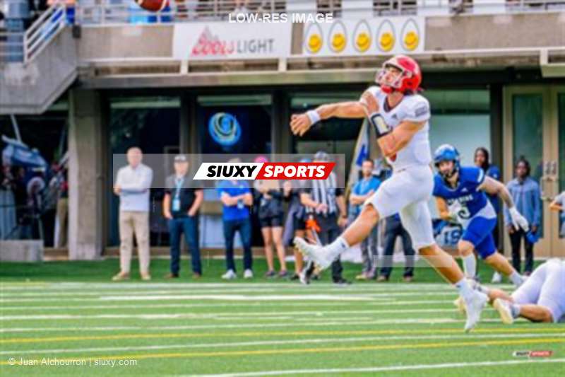RSEQ Football Universitaire - Carabins-UdM (43) vs (11) Redbirds-McGill - 2eme mi-temps