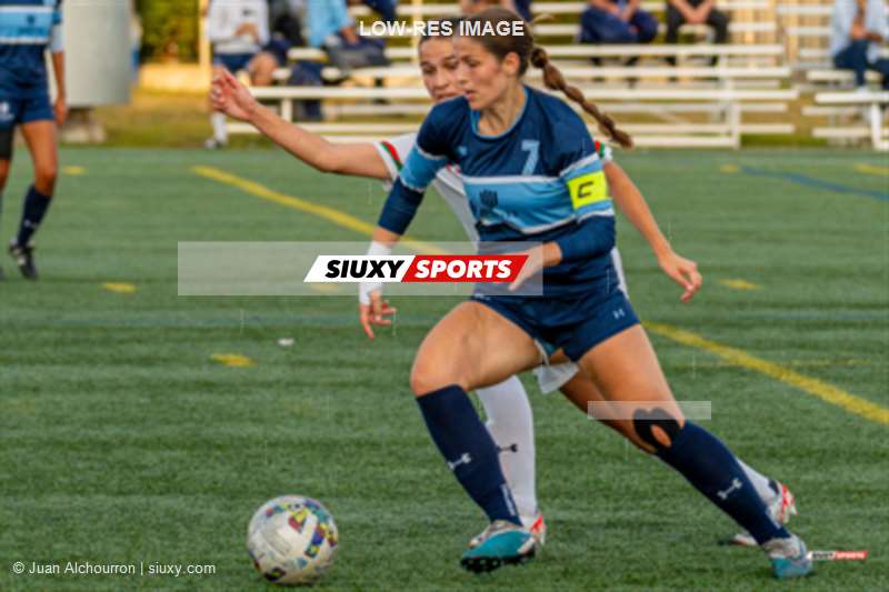  Université du Québec à Montréal - Université du Québec à Trois-Rivières - Soccer - RSEQ 2023 Soccer F - UQAM (0) VS (1) UQTR (#RSEQ2023UQMUTR09) Photo by: Juan Alchourron | Siuxy Sports 2023-09-15