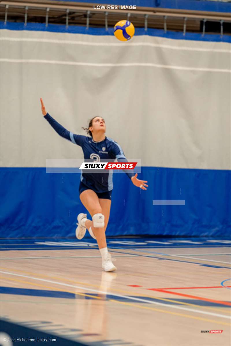 Anica PINEAULT -  Université du Québec à Montréal - Université du Québec à Trois-Rivières - Volleyball - RSEQ - 2023 Volley F - UQAM (3) vs (0) UQTR (Match) (#RSEQ2023UQAMvUQTR02) Photo by: Juan Alchourron | Siuxy Sports 2023-02-12