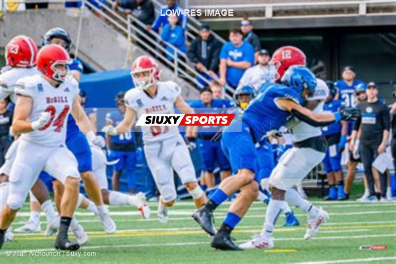 RSEQ Football Universitaire - Carabins-UdM (43) vs (11) Redbirds-McGill - 2eme mi-temps