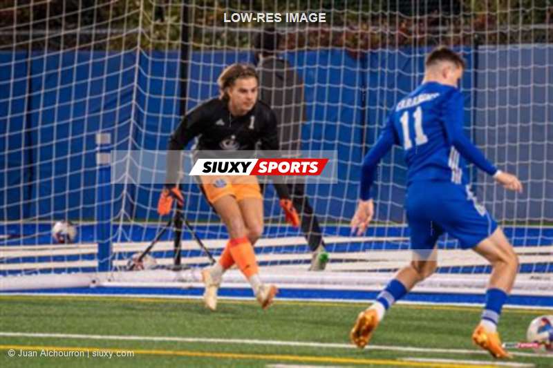 RSEQ - 2023 Final Soccer Univ. Masc - UdM (1) vs (2) UQTR - Reel B