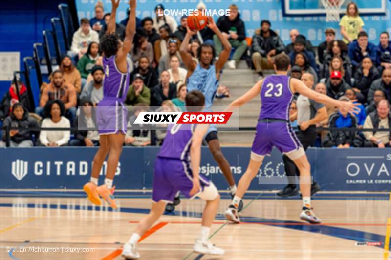 Elie KAROJO -  Université du Québec à Montréal - Bishop's University - Basketball - RSEQ - 2023 Basketball - Final Provincial - UQAM (88) vs (71) Bishop (#RSEQ2023UQAMBISH03) Photo by: Juan Alchourron | Siuxy Sports 2023-03-04