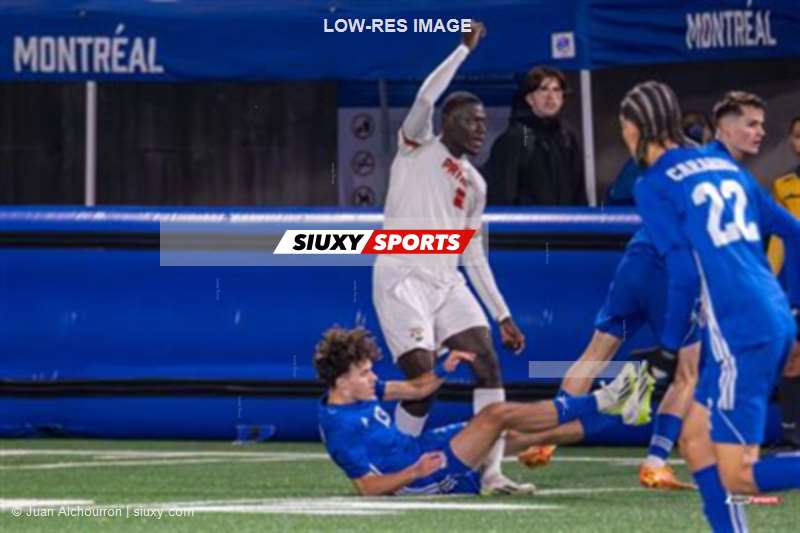 RSEQ - 2023 Final Soccer Univ. Masc - UdM (1) vs (2) UQTR - Reel B