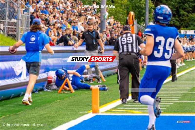 RSEQ Football Universitaire - Carabins-UdM (43) vs (11) Redbirds-McGill - 2eme mi-temps