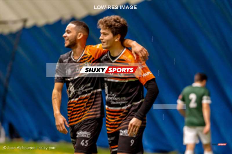 Richard CARVALHO - Morgan LESSARD -  CS Pointe St-Charles - Bandjos FC - Soccer - QSL - CS Pointe St-Charles (2) vs (9) Bandjos FC Div 3 (#QSLCSPSCvBAN02) Photo by: Juan Alchourron | Siuxy Sports 2023-02-09