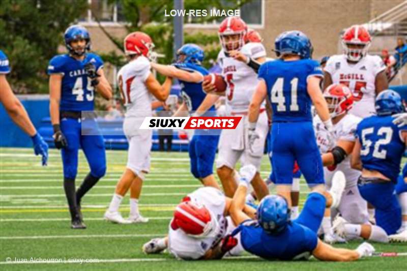 RSEQ Football Universitaire - Carabins-UdM (43) vs (11) Redbirds-McGill - 2eme mi-temps