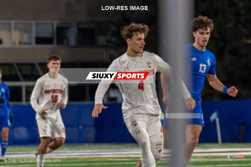 RSEQ - 2023 Final Soccer Univ. Masc - UdM (1) vs (2) UQTR - Reel B