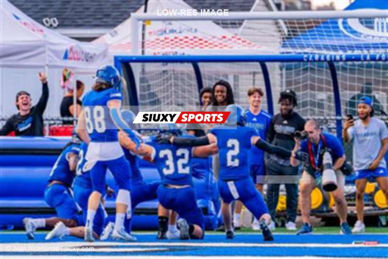RSEQ Football Universitaire - Carabins-UdM (43) vs (11) Redbirds-McGill - 2eme mi-temps
