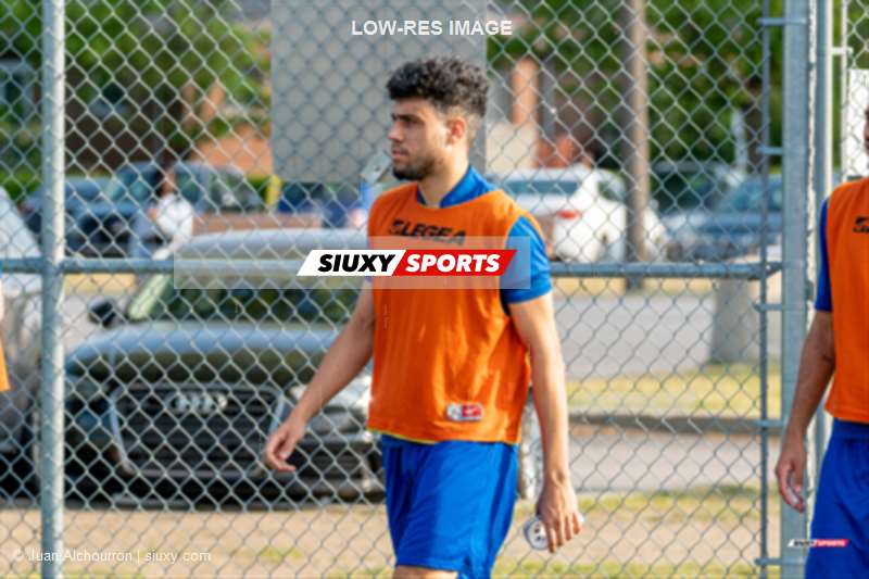  CS Longueuil - CS Mont-Royal Outremont - Soccer - PLSQ - CS Longueil (0) vs (0) VS CS Mont-Royal Outremont (#PLSQ2023CSLCSMR06) Photo by: Juan Alchourron | Siuxy Sports 2023-06-10