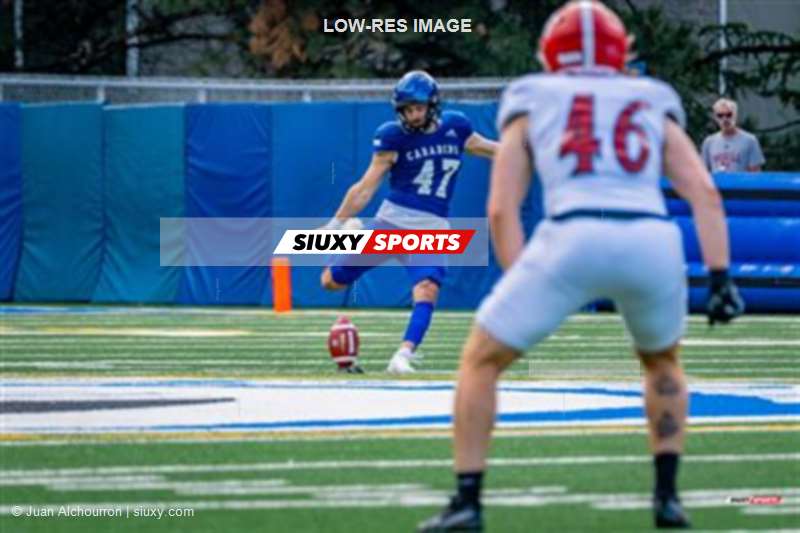 RSEQ Football Universitaire - Carabins-UdM (43) vs (11) Redbirds-McGill - 2eme mi-temps