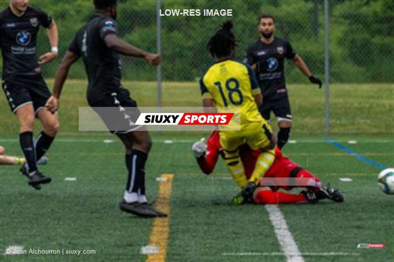 PLSQ - A.S. de Laval (3) vs (1) CS Longueuil