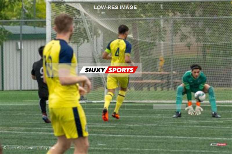 PLSQ - A.S. de Laval (3) vs (1) CS Longueuil