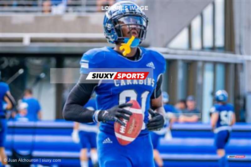 RSEQ Football Universitaire - Carabins-UdM (43) vs (11) Redbirds-McGill - 2eme mi-temps