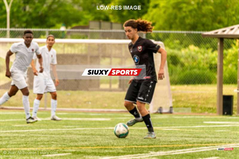  AS Laval - CS Mont-Royal Outremont - Soccer - PLSQ - A.S. Laval (1) vs (2) CS Mont-Royal Outremont (#PLSQ2023ASLMRO06) Photo by: Juan Alchourron | Siuxy Sports 2023-06-24