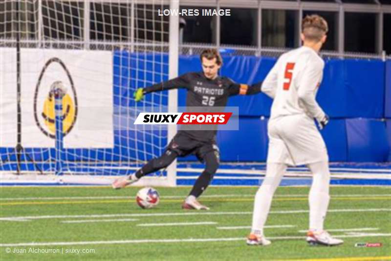 RSEQ - 2023 Final Soccer Univ. Masc - UdM (1) vs (2) UQTR - Reel B