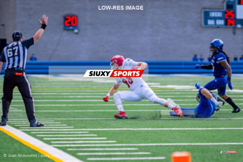  Université de Montréal - Université McGill - Football - RSEQ Football Universitaire - Carabins-UdM (43) vs (11) Redbirds-McGill - 2eme mi-temps (#RSEQ2023FUDMMCG08C) Photo by: Juan Alchourron | Siuxy Sports 2023-08-26