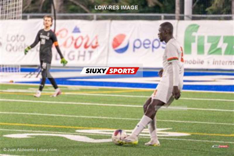 RSEQ - 2023 Final Soccer Univ. Masc - UdM (1) vs (2) UQTR - Reel B
