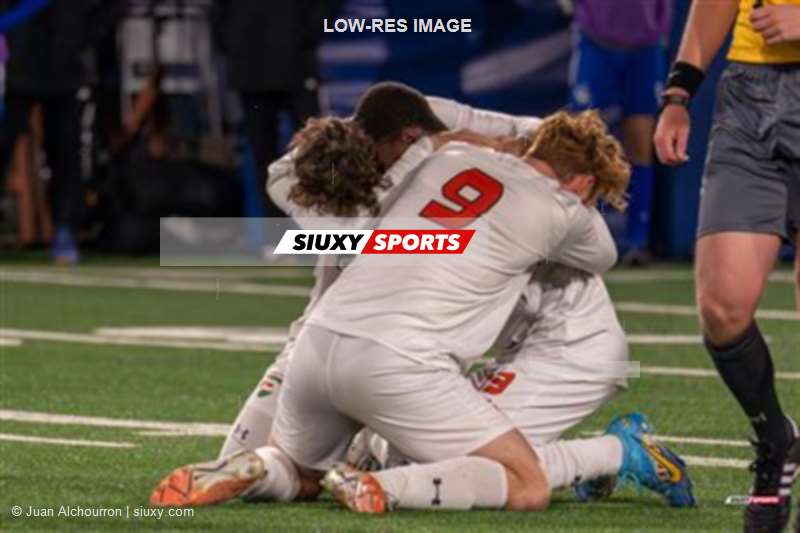 RSEQ - 2023 Final Soccer Univ. Masc - UdM (1) vs (2) UQTR - Reel B