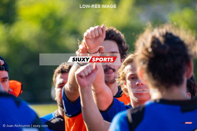 Pierre DAL - Romain SAUVÉ -  Université de Montréal - Université de Sherbrooke - Rugby - RSEQ RUGBY Masc - U. DE MONTRÉAL vs U. Sherbrooke - Reel B - Pre/Post Match (#RSEQRugmUdMUSh2022ReelB) Photo by: Juan Alchourron | Siuxy Sports 2022-09-24