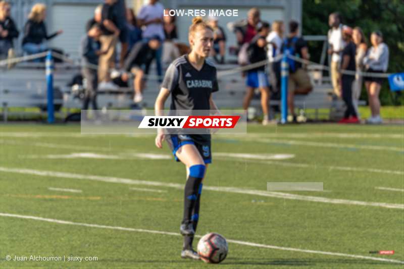Justine LALANDE -  Université de Montréal - Université du Québec à Trois-Rivières - Soccer - Soccer Fém - Carabins (2) vs (0) Patriotes - RSEQ #1 (#SoccerUdeMvUQTR2022Fem1) Photo by: Juan Alchourron | Siuxy Sports 2022-08-31