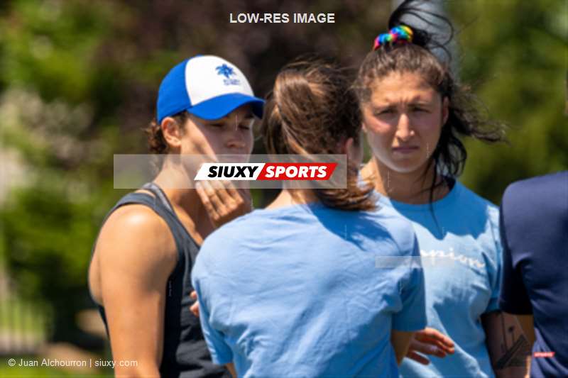 Fabiola FORTEZA - Maya MONTIEL -  Équipe féminine - Rugby Québec -  - Rugby - RUGBY QUÉBEC VS ONTARIO BLUES - RUGBY FÉMININ XV SR - ReelB1 - Pre-match Québec (#RugbyFemQCvON2022ReelB1) Photo by: Juan Alchourron | Siuxy Sports 2022-07-02