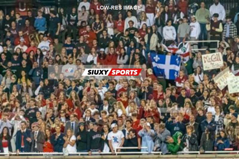 RSEQ - RUGBY MASC - MCGILL U.(31) VS (24) OTTAWA U. - FINALS - REEL D1 - THE CROWD