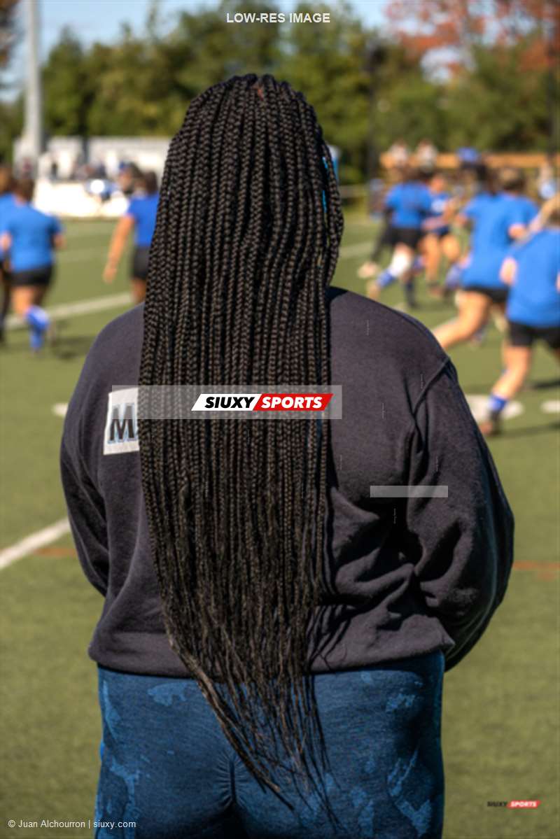  Université de Montréal - Université de Sherbrooke - Rugby - RSEQ RUGBY Fem - U. DE MONTRÉAL vs U. Sherbrooke - Reel B - PreMatch (#RSEQRugbyfUdMUSh2022ReelB1) Photo by: Juan Alchourron | Siuxy Sports 2022-09-24