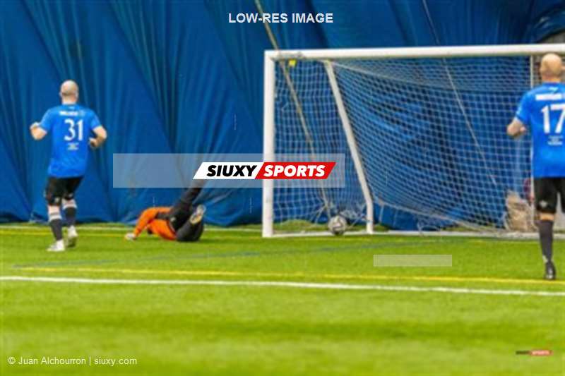 QSL - Ringleaders FC (9) vs (1) Montreal United FC