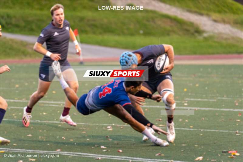 Zak CAMPBELL - Théo DAMOUR - James FLEMMING -  ÉTS (École de technologie supérieure) - Université Ottawa - Rugby - RSEQ - Rugby Masc - ETS (22) vs (41) Ottawa U. - Reel A1 - 1st half (#RSEQRgbyMETSOTW2022RA1) Photo by: Juan Alchourron | Siuxy Sports 2022-10-08