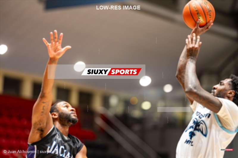 Jeremy HAYES -  Montreal - Lake Erie - Basketball - BSL 2026 - Toundra de Montréal vs Lake Erie Jackals - Game (#BSL26TMEJ01) Photo by: Juan Alchourron | Siuxy Sports 2026-02-20