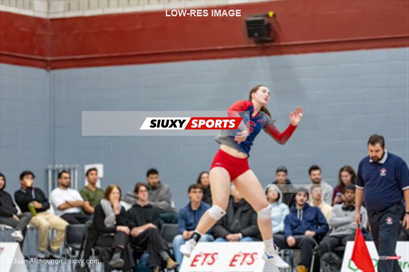  ÉTS (École de technologie supérieure) - Université du Québec à Montréal - Volleyball - RSEQ 2026 - Volleyball Universitaire Fém - ETS vs UQAM (#RSEQ26VUFEU01) Photo by: Juan Alchourron | Siuxy Sports 2026-01-23