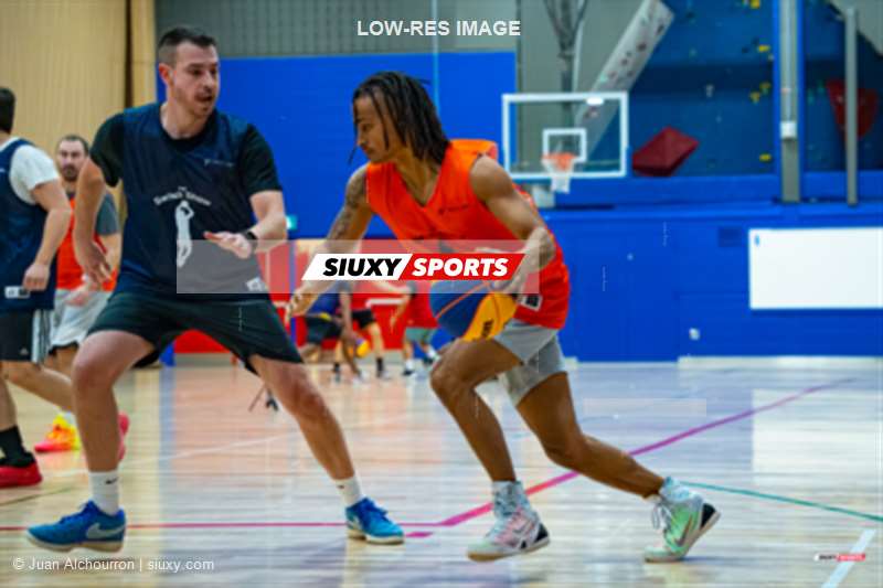  TSS-Orange-26 - TSS-Blue-26 - Basketball - TSS 2026 - Orange vs Blue (#TSS260301) Photo by: Juan Alchourron | Siuxy Sports 2026-03-22