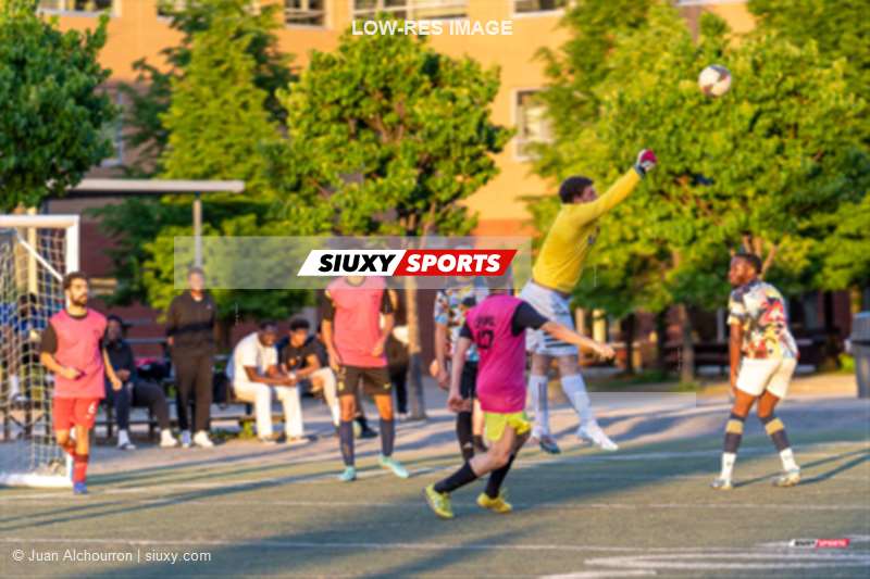  Legacy - FC SDT - Soccer - TKL 2024 DIV 1 - Legacy (2) vs (5) FC La Salle Du Temps (#TKL24D1LEGSDT05) Photo by: Juan Alchourron | Siuxy Sports 2024-05-30