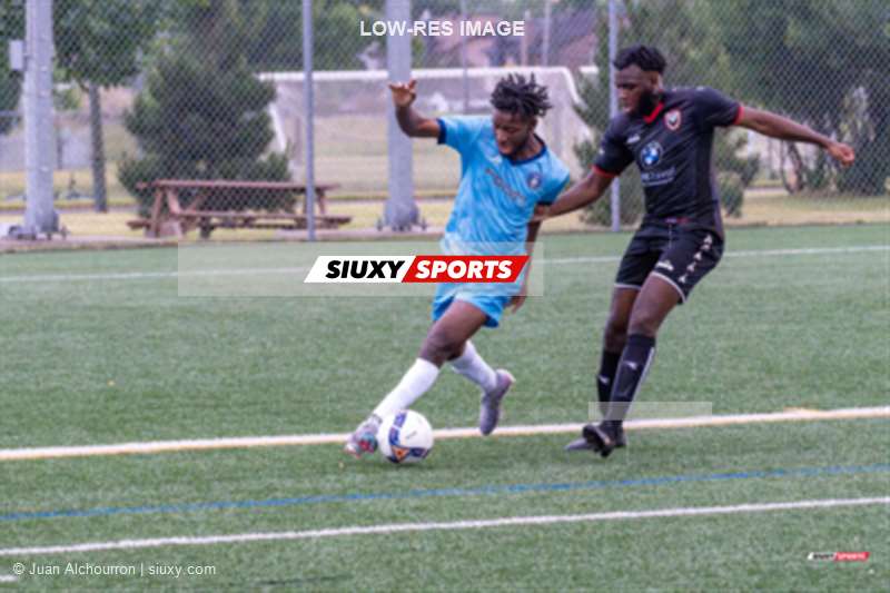  AS Laval - CS de St-Hubert - Soccer - PLSQ - AS de Laval (3) vs (1) CS St-Hubert (#PLSQ24ASLSSH06) Photo by: Juan Alchourron | Siuxy Sports 2024-06-08