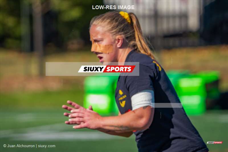 Mahalia ROBINSON -  Université Concordia - Université Ottawa - Rugby - RSEQ 2025 - Rugby F - Semi Final - Concordia U. vs Ottawa U. (#RSEQ25RFCO31) Photo by: Juan Alchourron | Siuxy Sports 2025-10-11