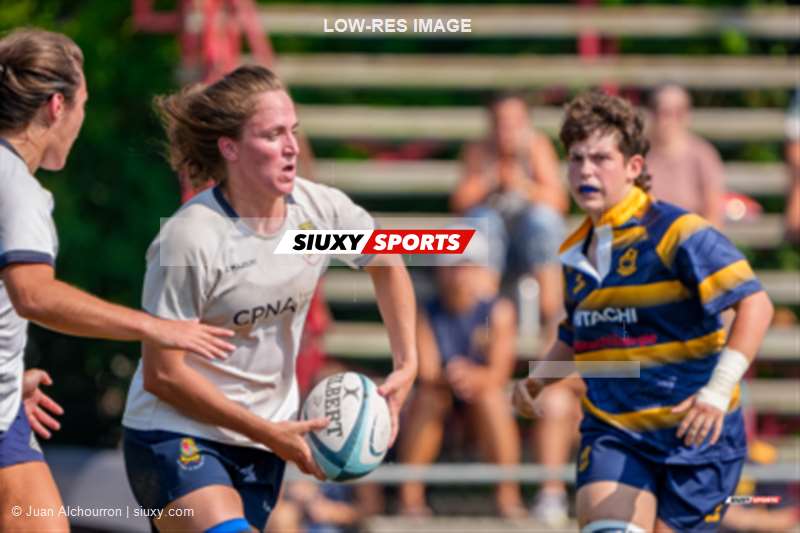 Fianna EDGERTON-RAYMOND - Roxanne GALARNEAU -  Town of Mount Royal RFC - Sainte-Anne-de-Bellevue RFC - Rugby - RQ 2025 - Demi Finale SL F - TMR (28) vs (8) SABRFC (#RQ25SLFTMSA8) Photo by: Juan Alchourron | Siuxy Sports 2025-08-09