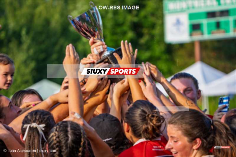 Siana MARQUIS-BILQUARD - Catherine MURPHY -  Beaconsfield Rugby Football Club - Montreal Irish RFC - Rugby - RQ 2025 - Final LP1 Fém - Beaconsfield vs Irish/Locks (#RQ25FL1FBI01) Photo by: Juan Alchourron | Siuxy Sports 2025-08-16