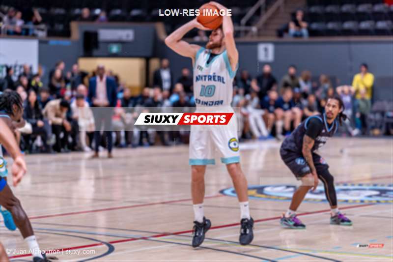 Jamal MAYALI - Christian NOBLES -  Montreal - Syracuse - Basketball - TBL - Montreal Tundra (83) vs (99) Syracuse Stallions - Game Reel 2 (#BSL2023MONvSYR03A2) Photo by: Juan Alchourron | Siuxy Sports 2023-03-17