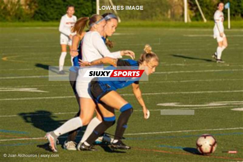 Soccer Fém - Carabins (2) vs (0) Patriotes - RSEQ #1