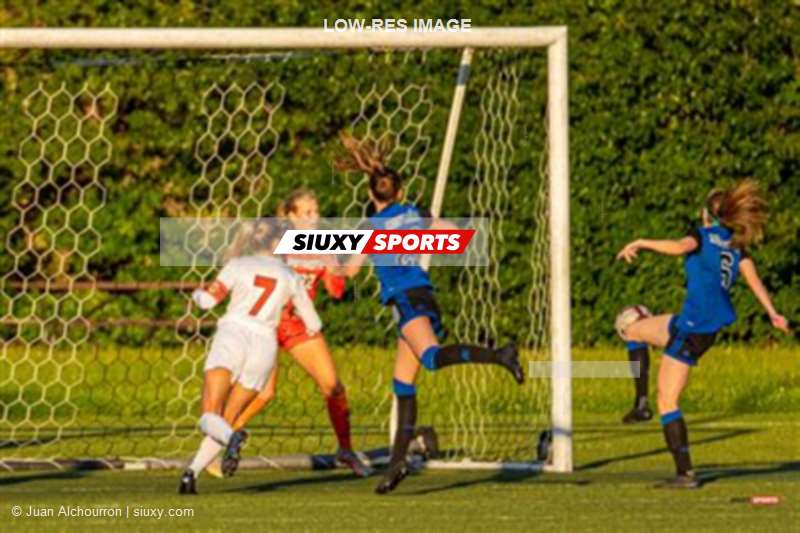 Soccer Fém - Carabins (2) vs (0) Patriotes - RSEQ #1