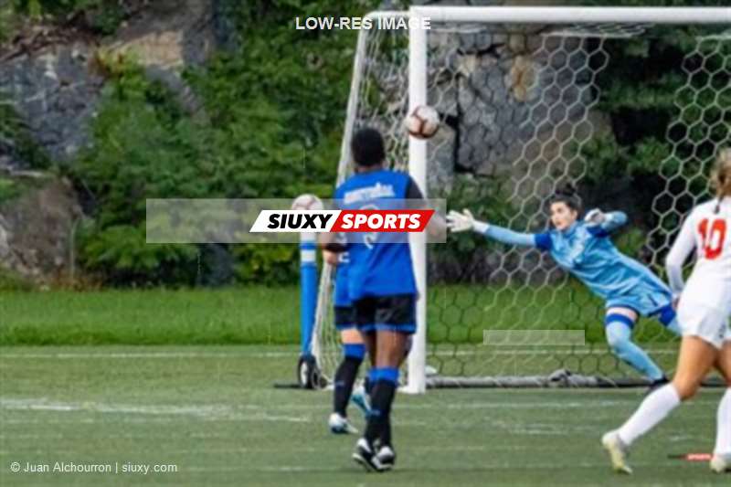 Soccer Fém - Carabins (2) vs (0) Patriotes - RSEQ #1