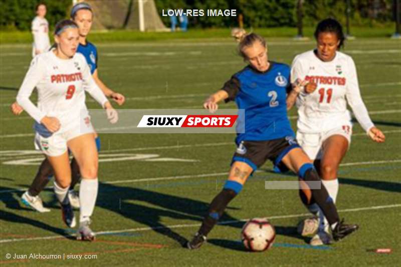 Soccer Fém - Carabins (2) vs (0) Patriotes - RSEQ #1