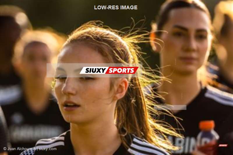 Soccer Fém - Carabins (2) vs (0) Patriotes - RSEQ #1