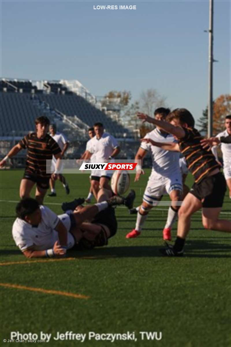 CANUMENS 2023 - Semi final - Trinity W vs Calgary U by Jeff Chan